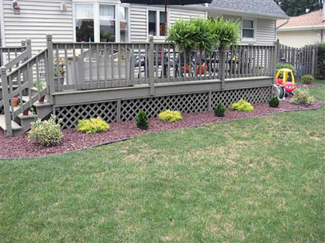 santini landscaping image